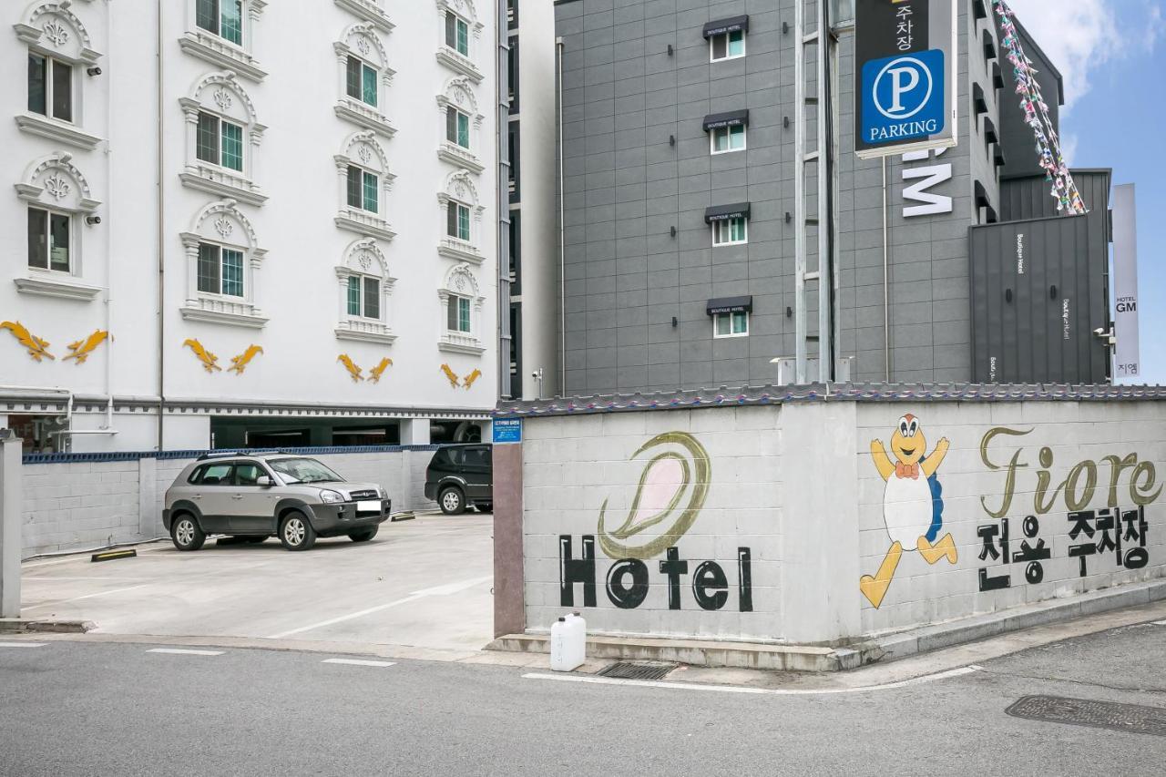 Fiore Hotel Gumi Eksteriør bilde