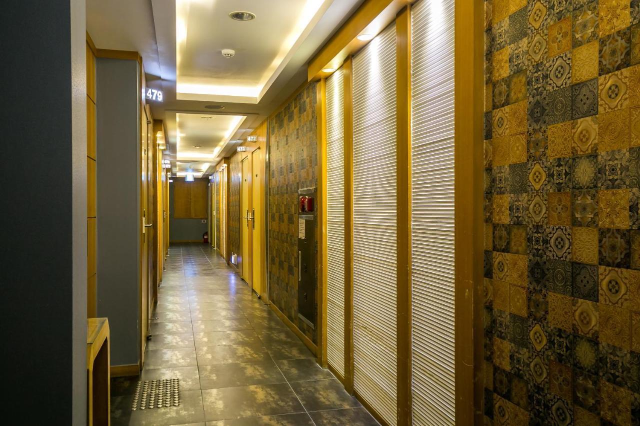 Fiore Hotel Gumi Eksteriør bilde