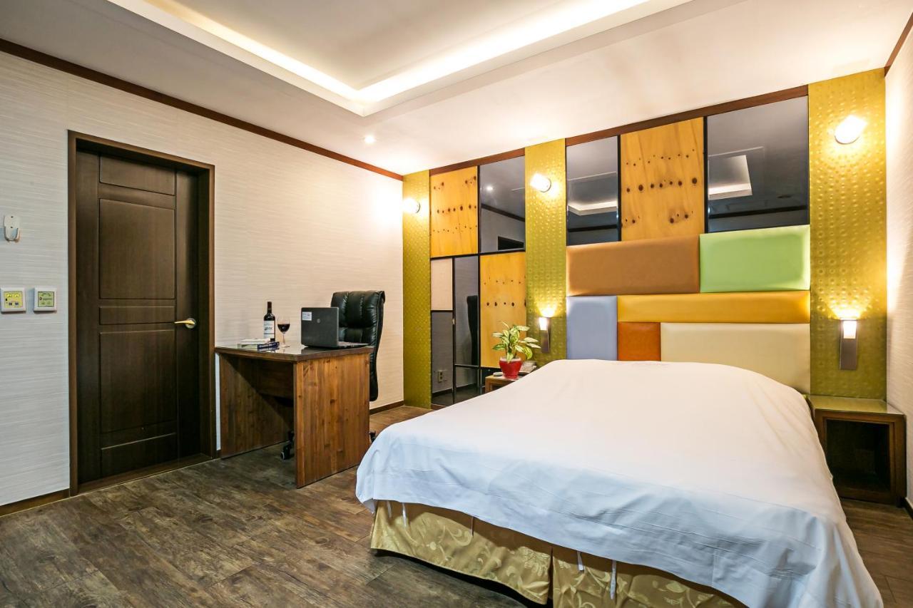 Fiore Hotel Gumi Eksteriør bilde